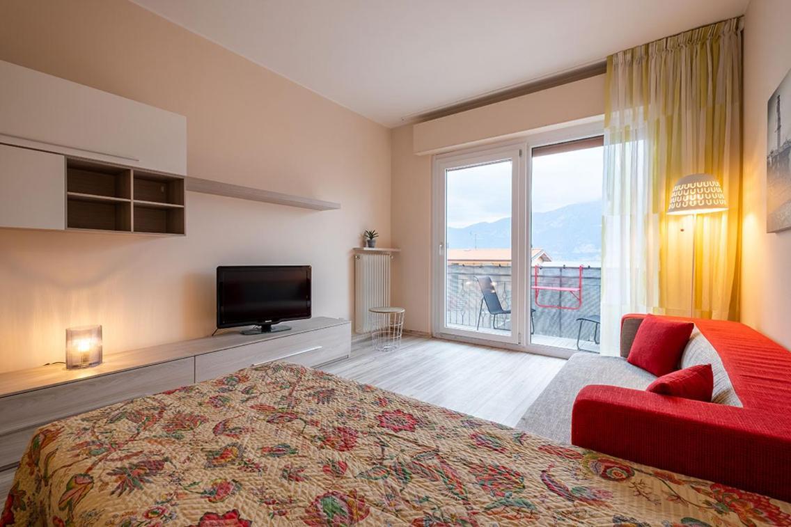Lake View With Aircon - 5 Minutes From The Beach! Brenzone sul Garda Luaran gambar