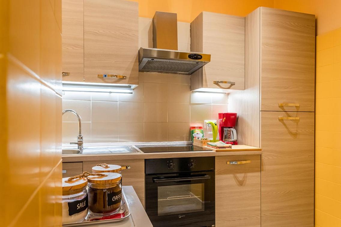 Lake View With Aircon - 5 Minutes From The Beach! Brenzone sul Garda Luaran gambar