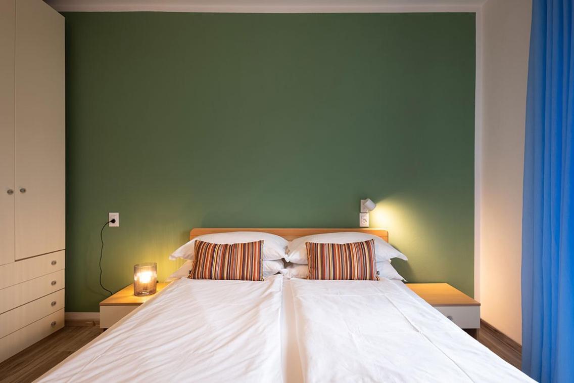 Lake View With Aircon - 5 Minutes From The Beach! Brenzone sul Garda Luaran gambar
