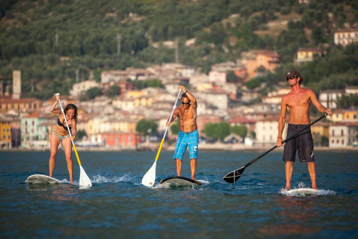 Lake View With Aircon - 5 Minutes From The Beach! Brenzone sul Garda Luaran gambar