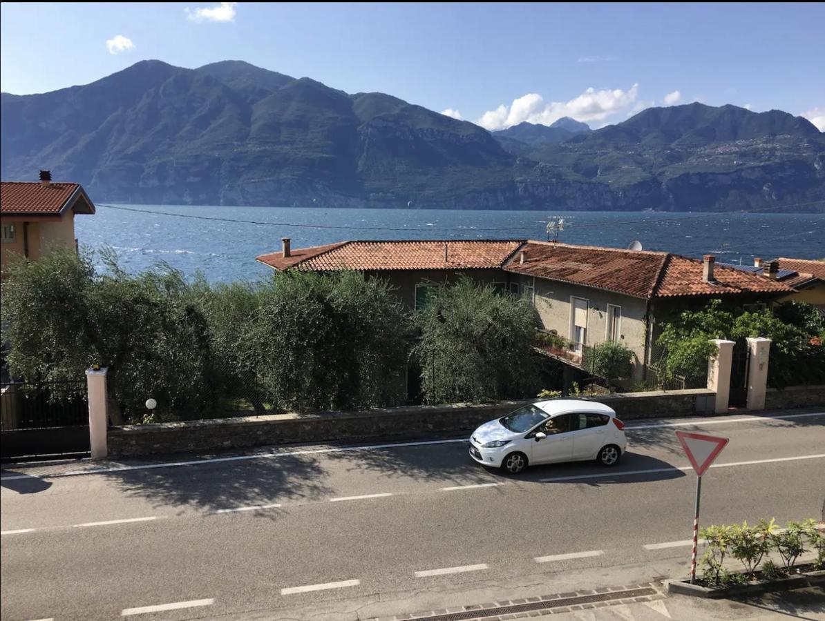 Lake View With Aircon - 5 Minutes From The Beach! Brenzone sul Garda Luaran gambar