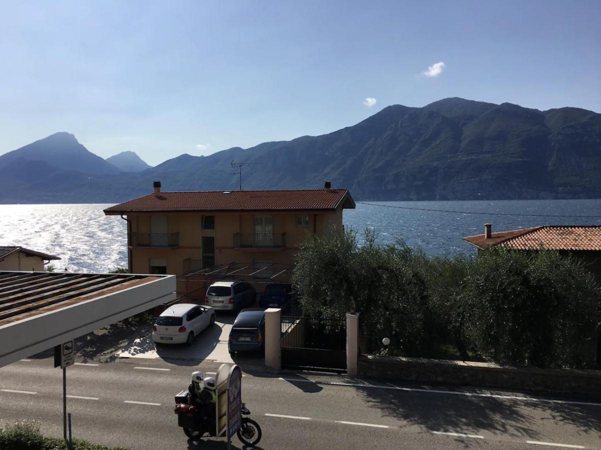 Lake View With Aircon - 5 Minutes From The Beach! Brenzone sul Garda Luaran gambar